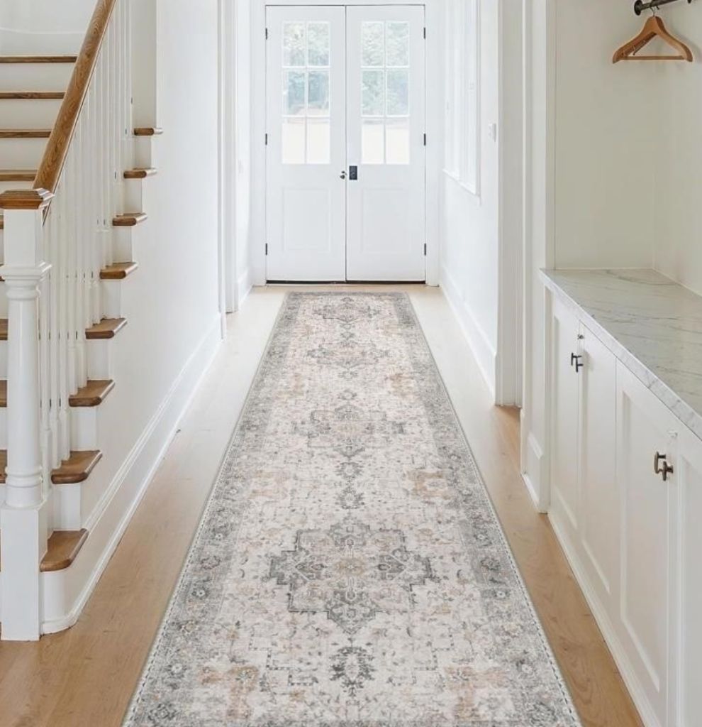 Runner Rug 2.6x4 Machine Washable - Image 2