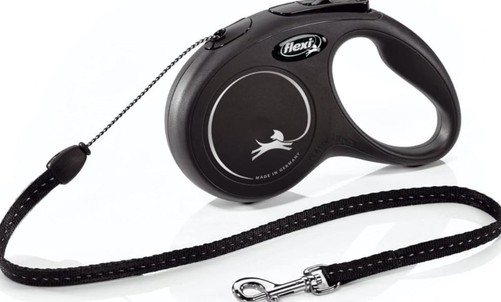 Cord Retractable Dog Leash cat Dogs up to 26 lbs. 16 ft.- new