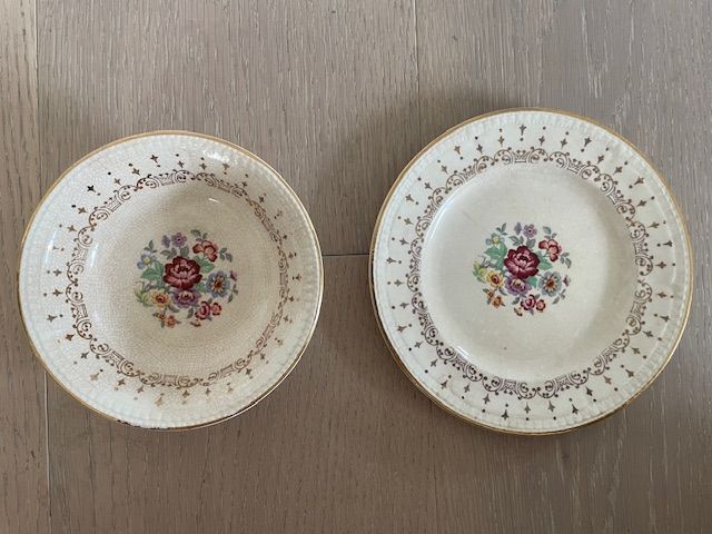 Vintage Coronet Floral Bowl & Plate Set with Gold Trim - Image 4