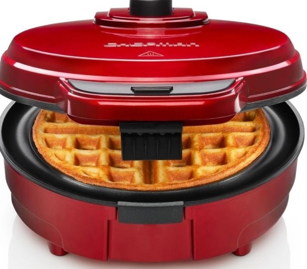 Chefman Anti-Overflow Belgian Waffle Maker- new in box