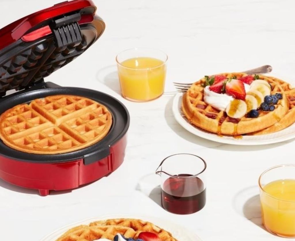 Chefman Anti-Overflow Belgian Waffle Maker- new in box - Image 2
